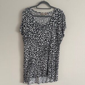 Stylish Animal Print Top